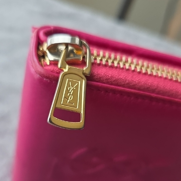Yves Saint Laurent Fuchsia Soft Leather Wallet - Picture 2 of 11
